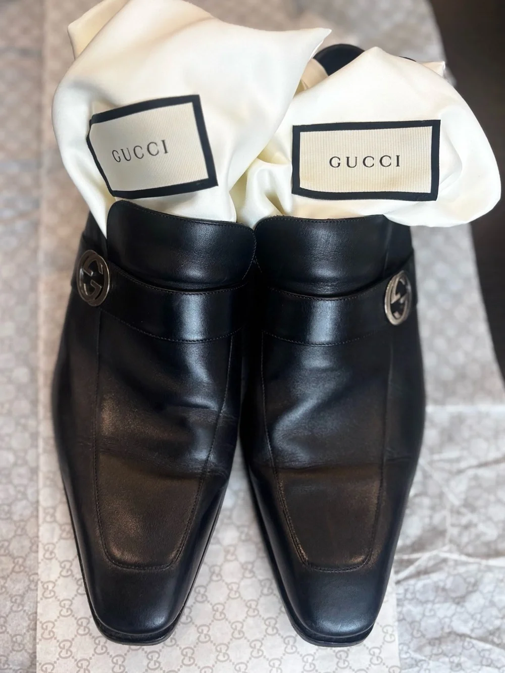 Gucci mens dress black dress shoe size 10 Authentic